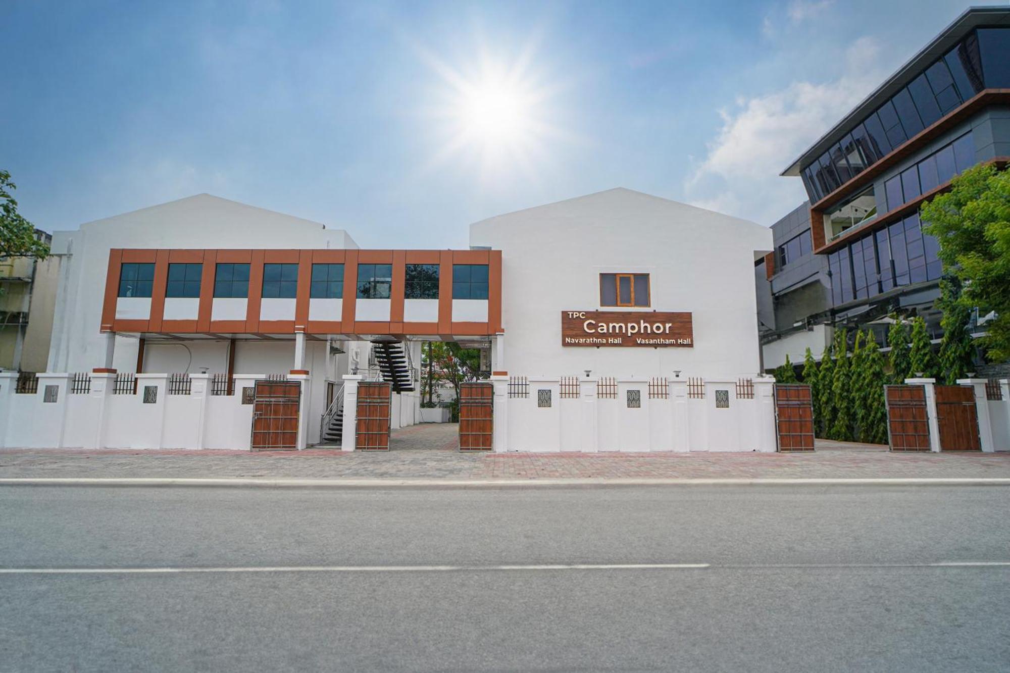Hotel Tpc Camphor Tiruchirappalli Esterno foto